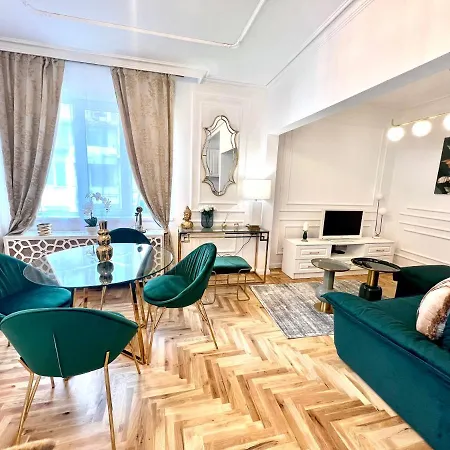 Apartment Center Luxury