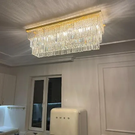 Center Luxury Apartment